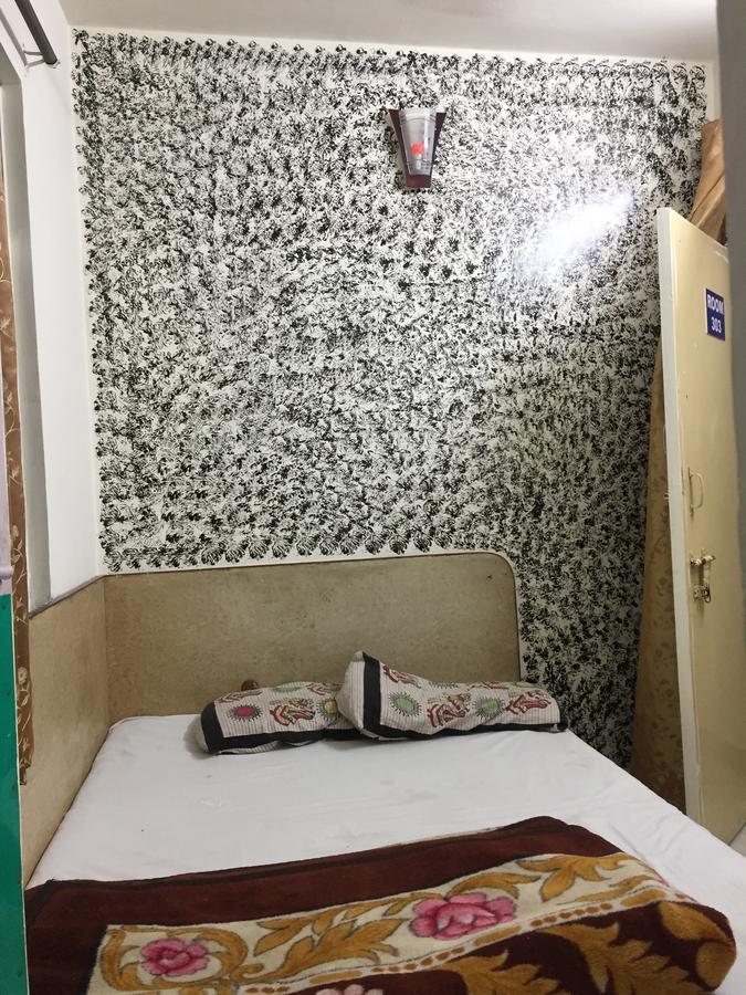 Karam Durga Guest House New Delhi Extérieur photo