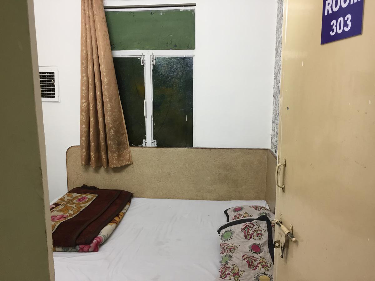 Karam Durga Guest House New Delhi Extérieur photo