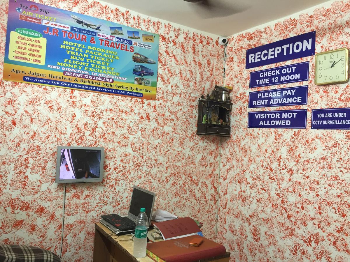 Karam Durga Guest House New Delhi Extérieur photo