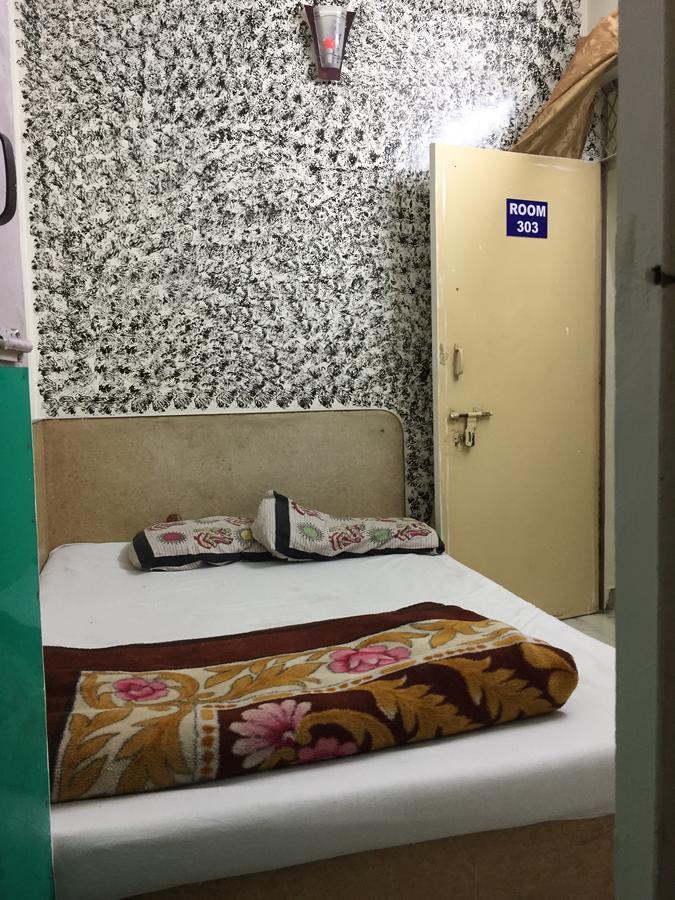 Karam Durga Guest House New Delhi Extérieur photo